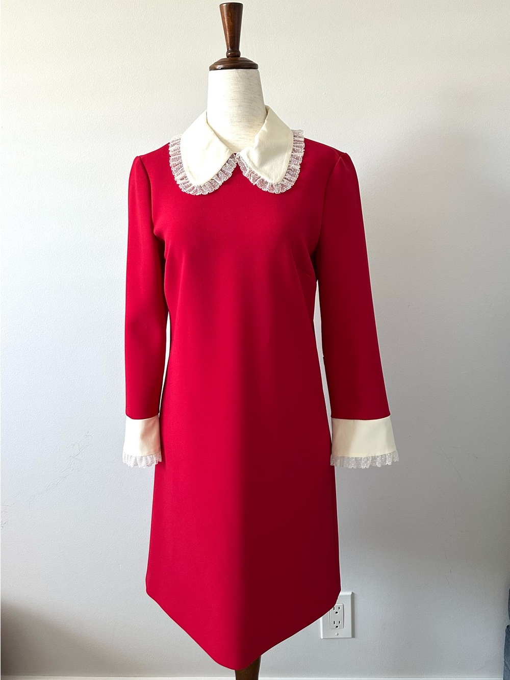 Red Valentino Long-Sleeve Dress with Ivory Lace Collar